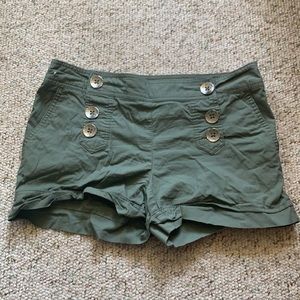 Grunge cargo mini shorts